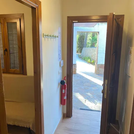 Holiday home Apiedesierra Granada *